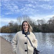 Profesora particular con experiencia impartiendo clases tanto como a niños de primaria y tambien secundaria